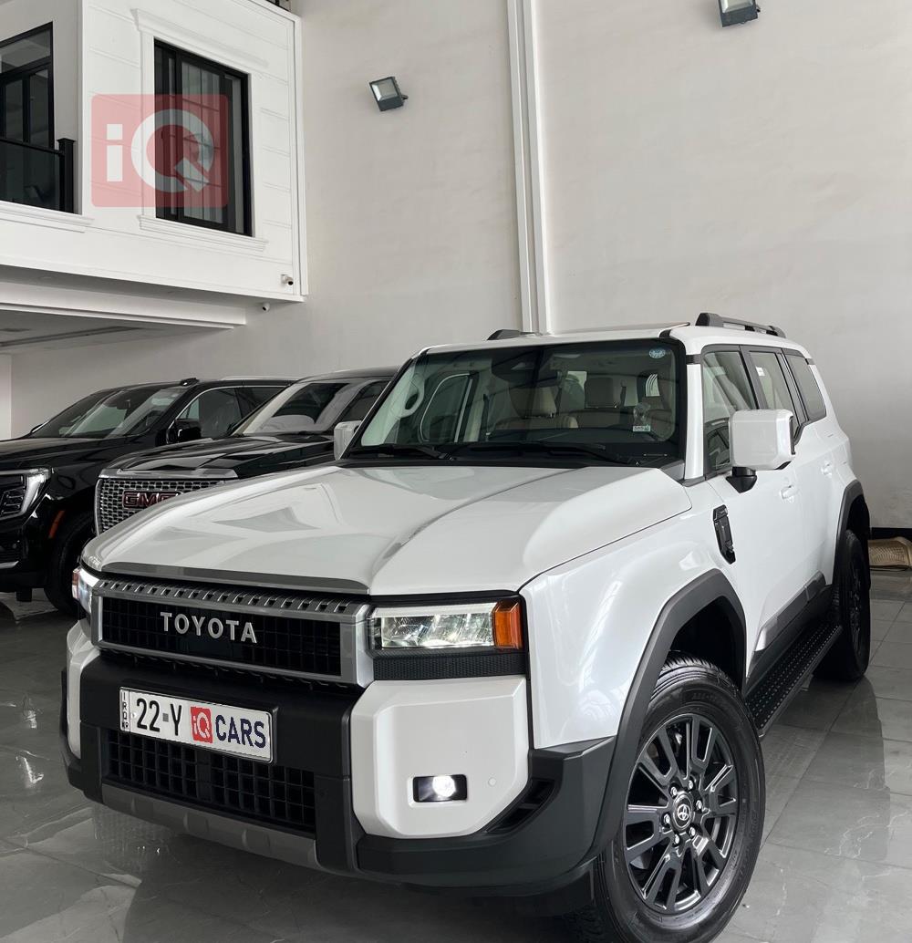 https://cdn.iqcars.io073bdfeb-22c4-486e-879a-2c9875c7f76a_0.jpg